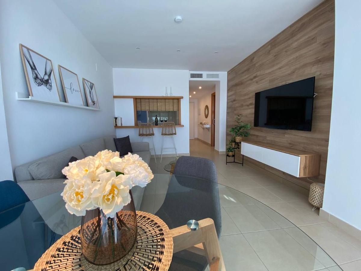 Апартаменты Oasis Roma Рокетас-де-Мар Экстерьер фото