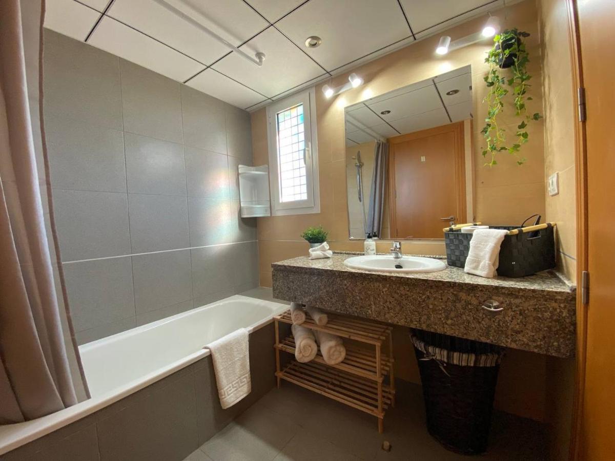 Апартаменты Oasis Roma Рокетас-де-Мар Экстерьер фото